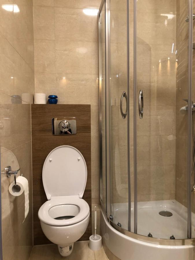 Hotel Sekwana Czestochowa Ngoại thất bức ảnh