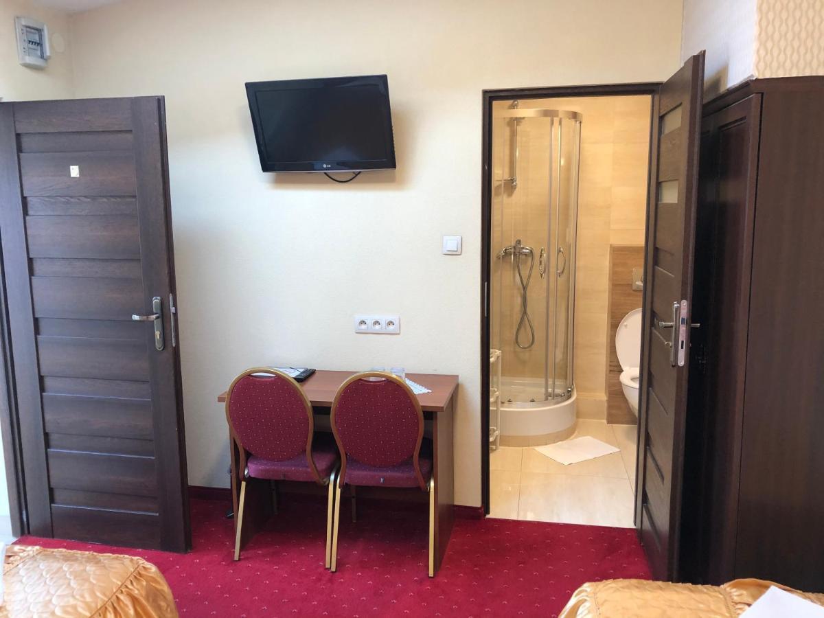 Hotel Sekwana Czestochowa Ngoại thất bức ảnh