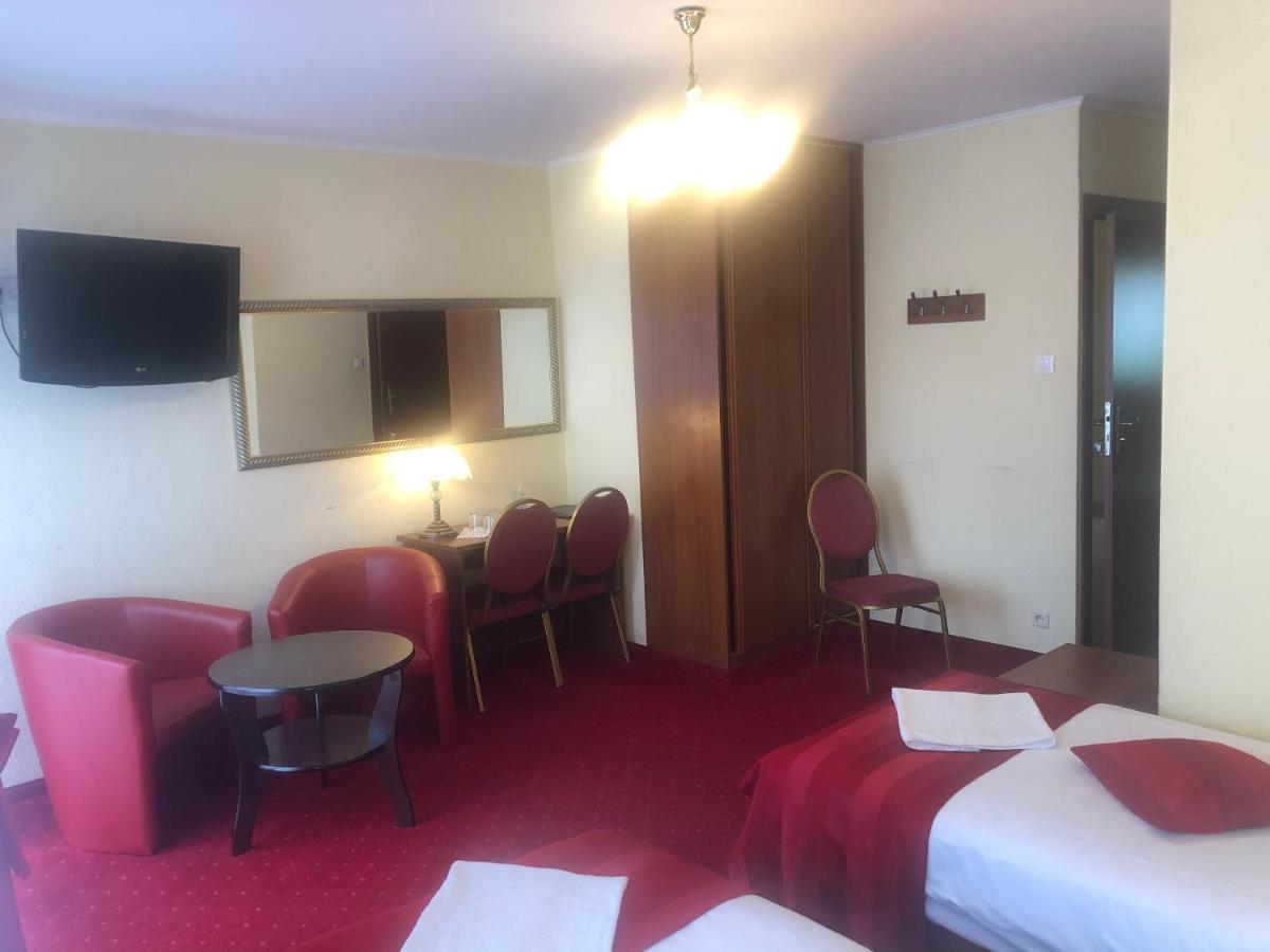 Hotel Sekwana Czestochowa Ngoại thất bức ảnh